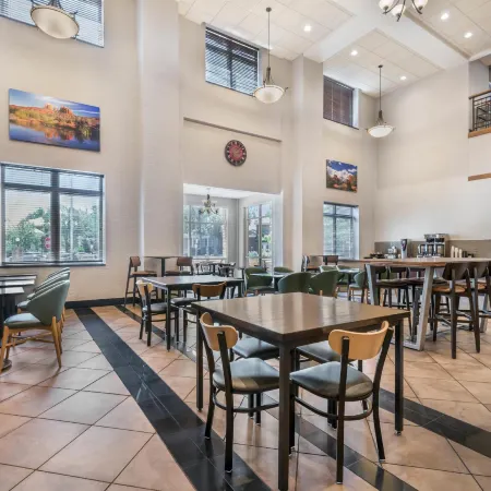 Drury Plaza Hotel Flagstaff