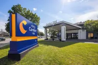 Comfort Inn Montreal Aeroport - Pysäköinti