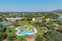 The Kingdom Resort - parking