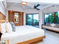 Luxurious, Modern Suite in the Rainforest with Ocean Views and 3 Resort Pools Hotels near Playa Biesanz