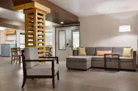 Country Inn & Suites by Radisson, Roanoke Rapids, NC - parking
