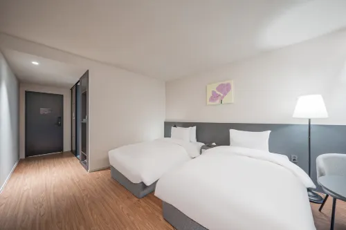 Gimcheon Hotel Maison - 2-Star