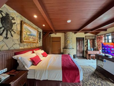 Edensor Hills Villa, Resort & Café Sharia
