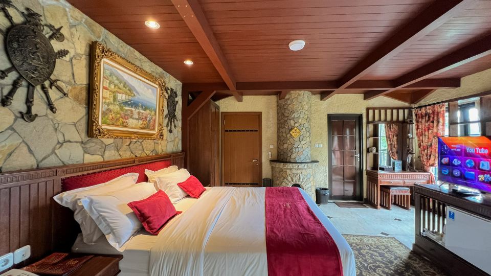 Edensor Hills Villa, Resort & Café Sharia