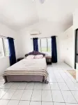 Lovely 4 Bedroom Bountiful Home - 2-Star