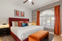 Paradise Lane Pool - Hot Tub - Sports Court - Bungalows
