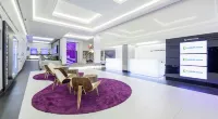Ilunion Suites Madrid - บ้านพักหลังเล็ก