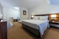 Hotel Deville Curitiba - 3-Star