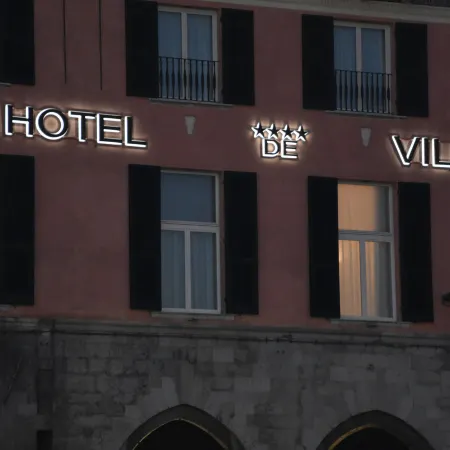 Hotel de Ville