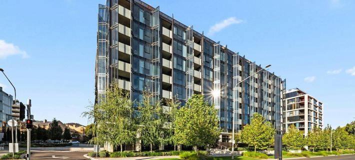 Bright Unit With Secure Parking and Garden Access Hotels in Canberra
