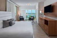 拿騷市中心／賈卡努海灘萬怡酒店 - 酒吧