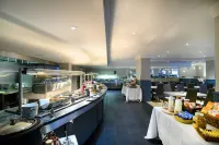 Glynhill Hotel & Spa Near Glasgow Airport - breakfast