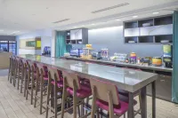 Home2 Suites by Hilton Saratoga Malta - Desayuno