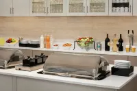 Homewood Suites by Hilton Harlingen - breakfast