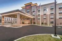 Hampton Inn Boston - Westborough - Swimmingpools