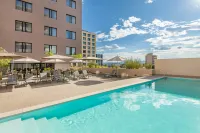 Hilton Garden Inn Windhoek - Pools
