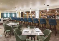 Leonardo Hotel 雅典市中心店 - 酒吧