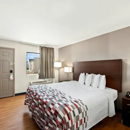 Red Roof Inn Muscle Shoals