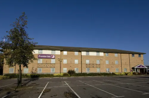 Premier Inn Ashford Central - parking