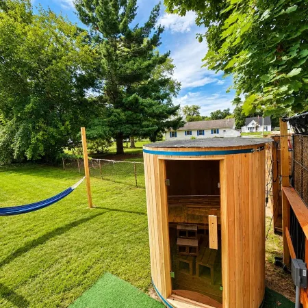Vintage RV & Spa Experience for 3