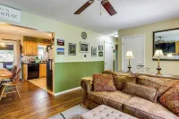 Rustic Adirondacks Home w/ Hot Tub & Lake Access! - Wifi
