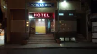 Hotel la Brise - 2 estrellas