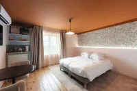 Les Chambres Héméra Castillon - Swimmingpools