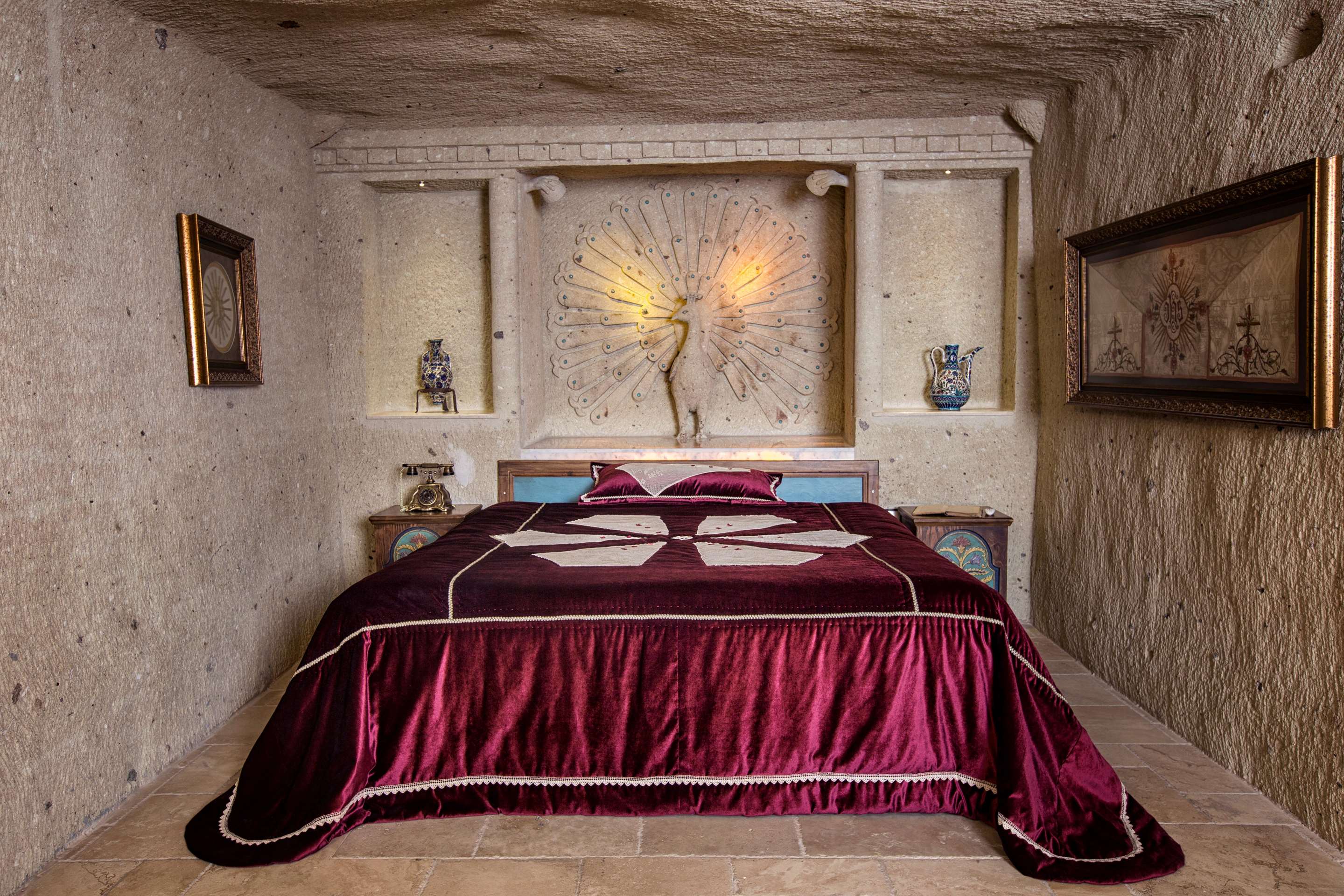 Elika Cave Suites