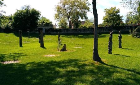 Le Donjon - Housity