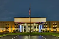 Holiday Inn Express Horse Cave Hotels in Horse Cave