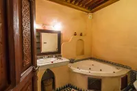 Riad - Dar Al Andalous - Hot Springs