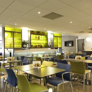 ibis Manchester Centre Princess Street Отели рядом с достопримечательностью «Концертный зал O2 Apollo Manchester»