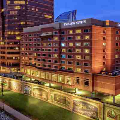 Embassy Suites by Hilton Cincinnati RiverCenter Hotel Exterior