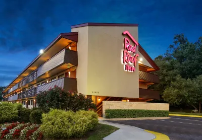 Red Roof Inn Washington DC - Laurel فنادق في Bowie