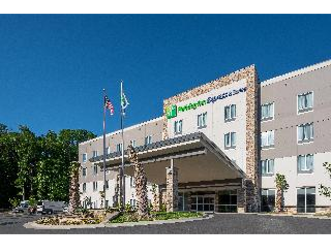 Holiday Inn Express & Suites - Charlotte Airport, an Ihg Hotel