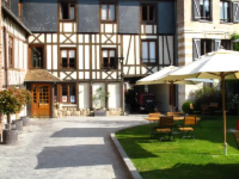Hôtel la Licorne & Spa Hotels in Eure