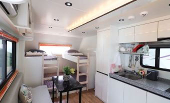 Tongyeong Yokjido Tourism Farm Caravan Pension