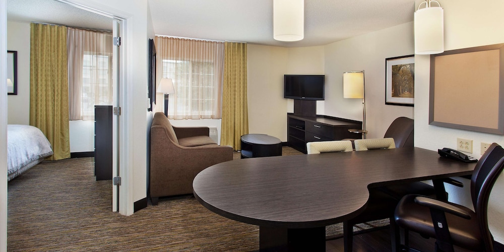 Sonesta Simply Suites Dallas Richardson