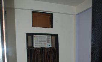 Hotel Chouhan Paradise - Housity