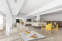 Hotel Sant Jordi Hôtels à : Segur de Calafell