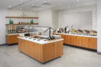 Hilton Garden Inn Westchester Dobbs Ferry - breakfast