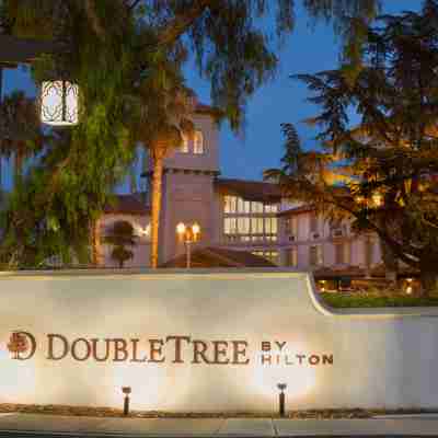 DoubleTree by Hilton Campbell - Pruneyard Plaza Hotel Exterior