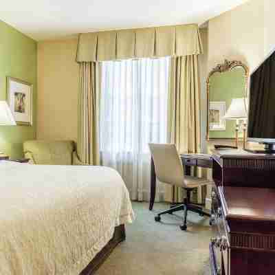 Hampton Inn & Suites Birmingham-Downtown-Tutwiler Rooms