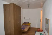 Elfe - Apartments: Apartment for 6 Guests with Patio - Balkoner