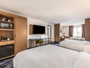 Fairfield Inn & Suites Greensboro Coliseum Area