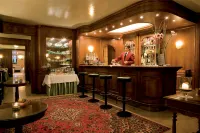 Regina Adelaide Hotel & Spa - بار