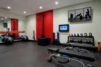 Tru by Hilton Meridian - Gym