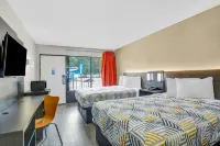 Motel 6 Dalton, GA - Pet friendly