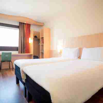 Ibis Grenoble Gare Rooms