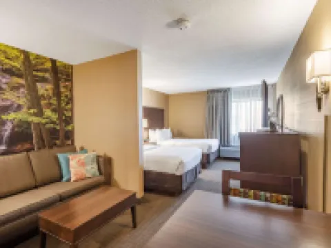 Clarion Pointe Harrisonburg Hotels in Harrisonburg